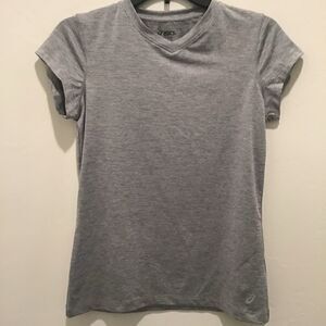 ASICS women’s vneck top, small, LNC